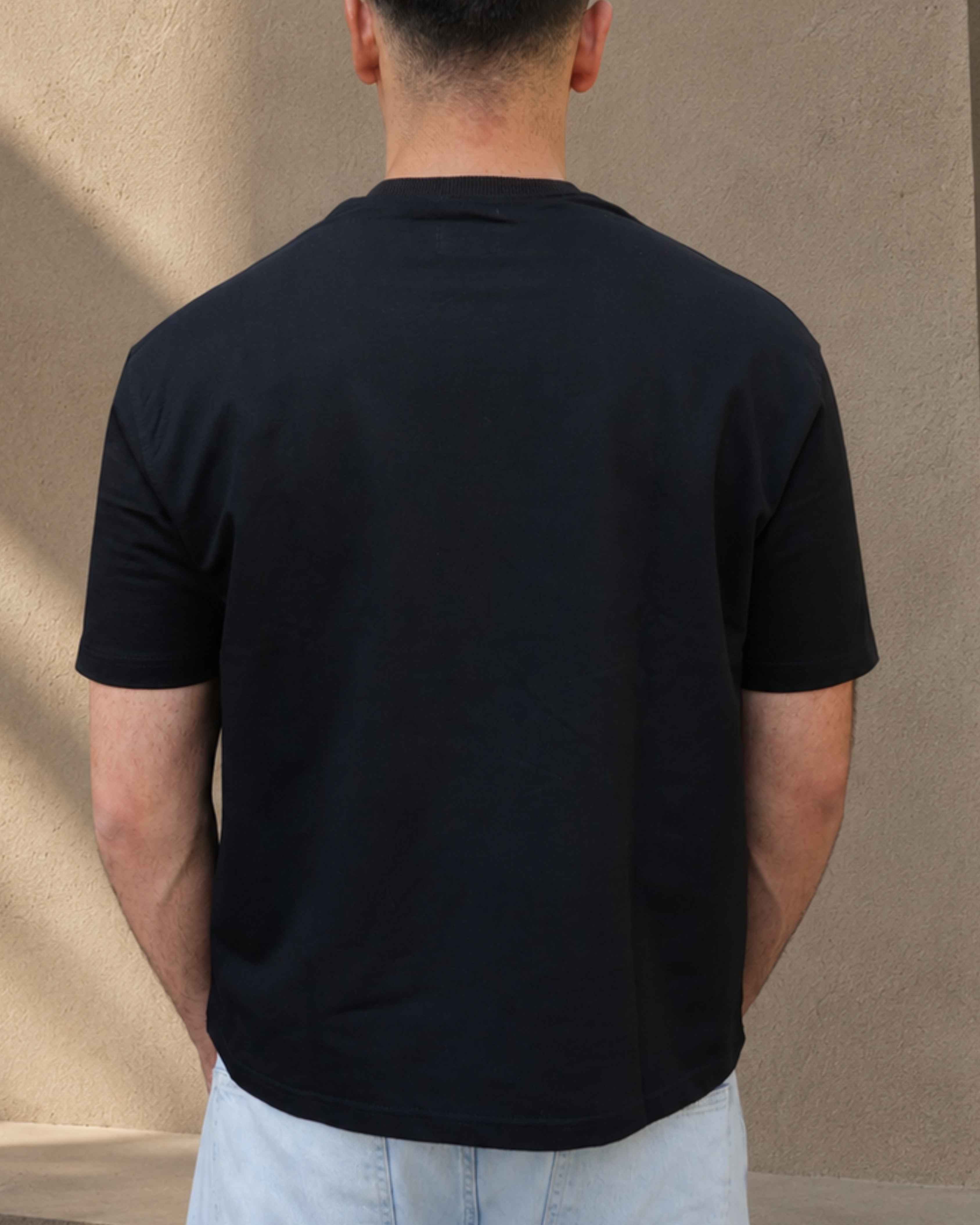 VELEN Black Boxy Cropped Tee
